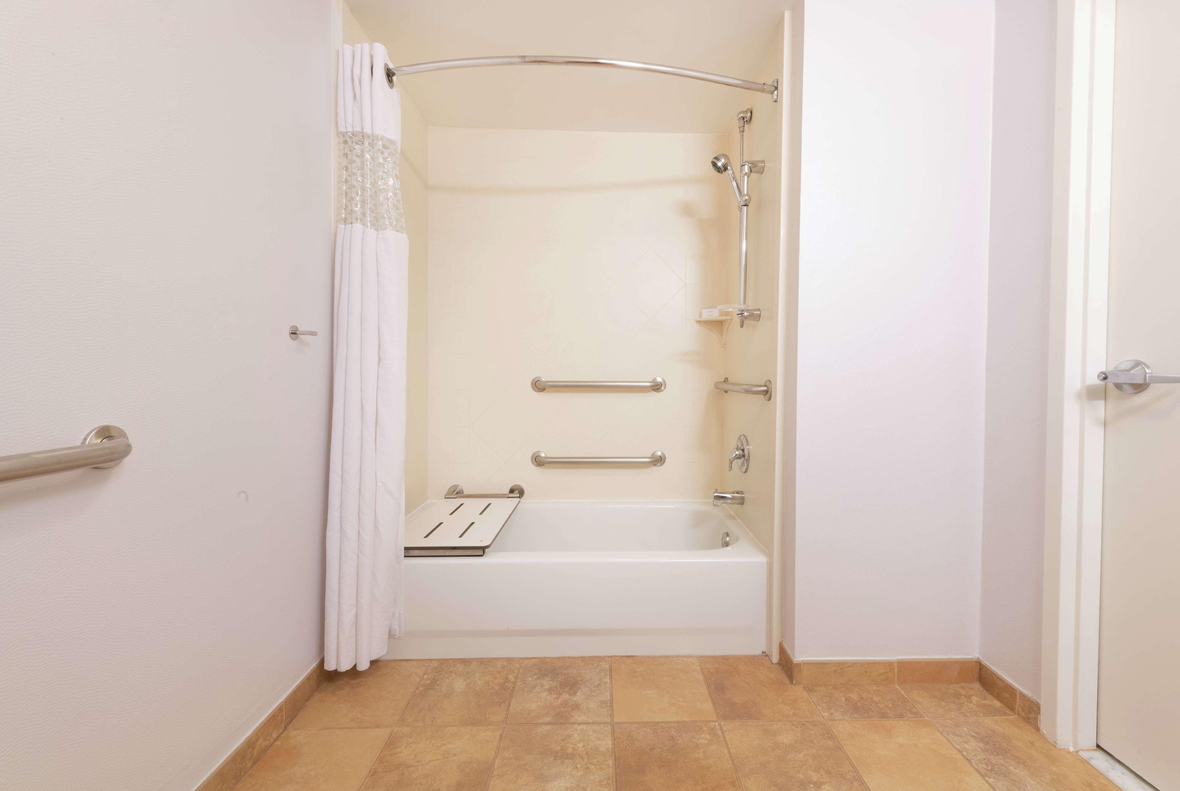 Hampton Inn & Suites Rochester/Victor Ngoại thất bức ảnh