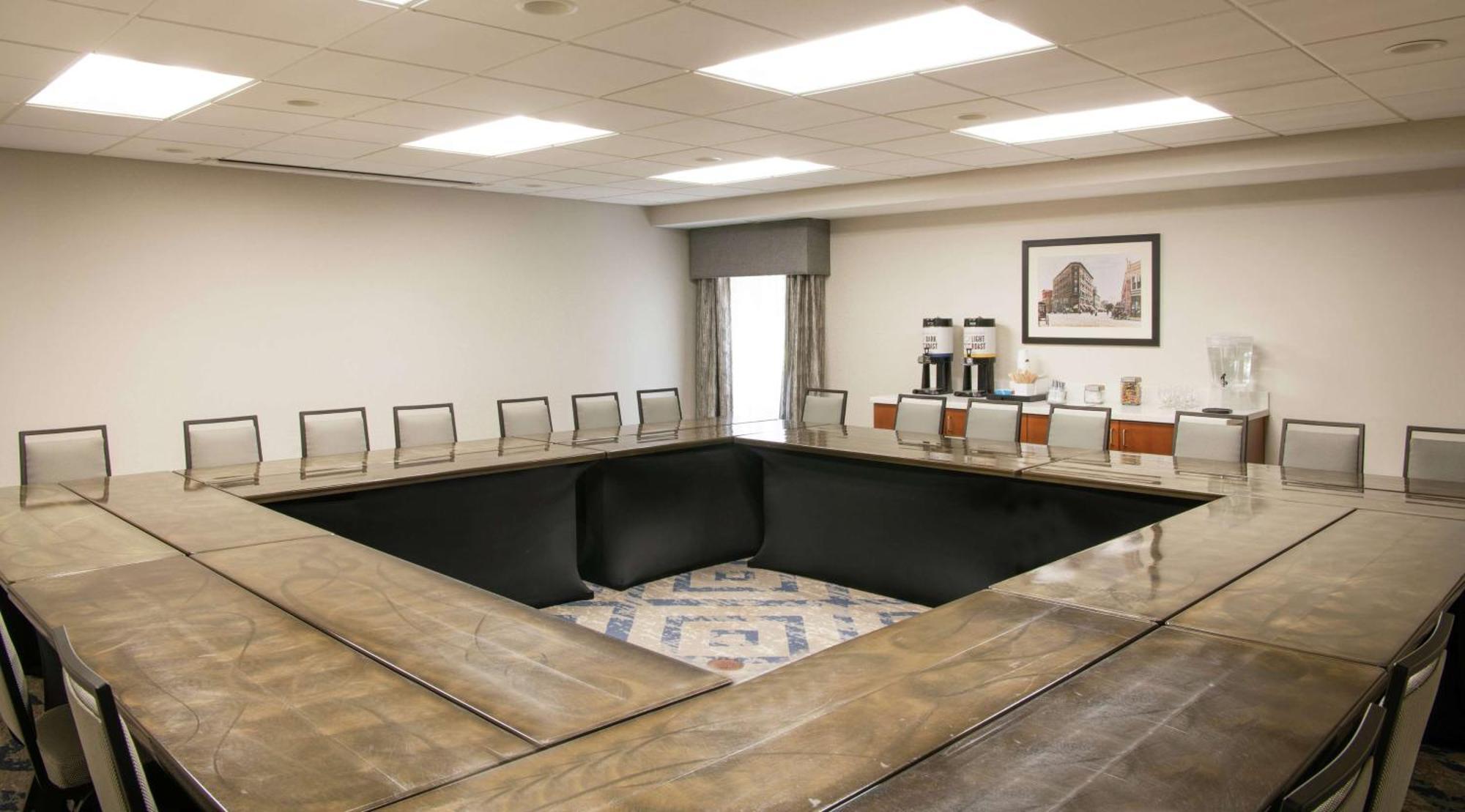 Hampton Inn & Suites Rochester/Victor Ngoại thất bức ảnh