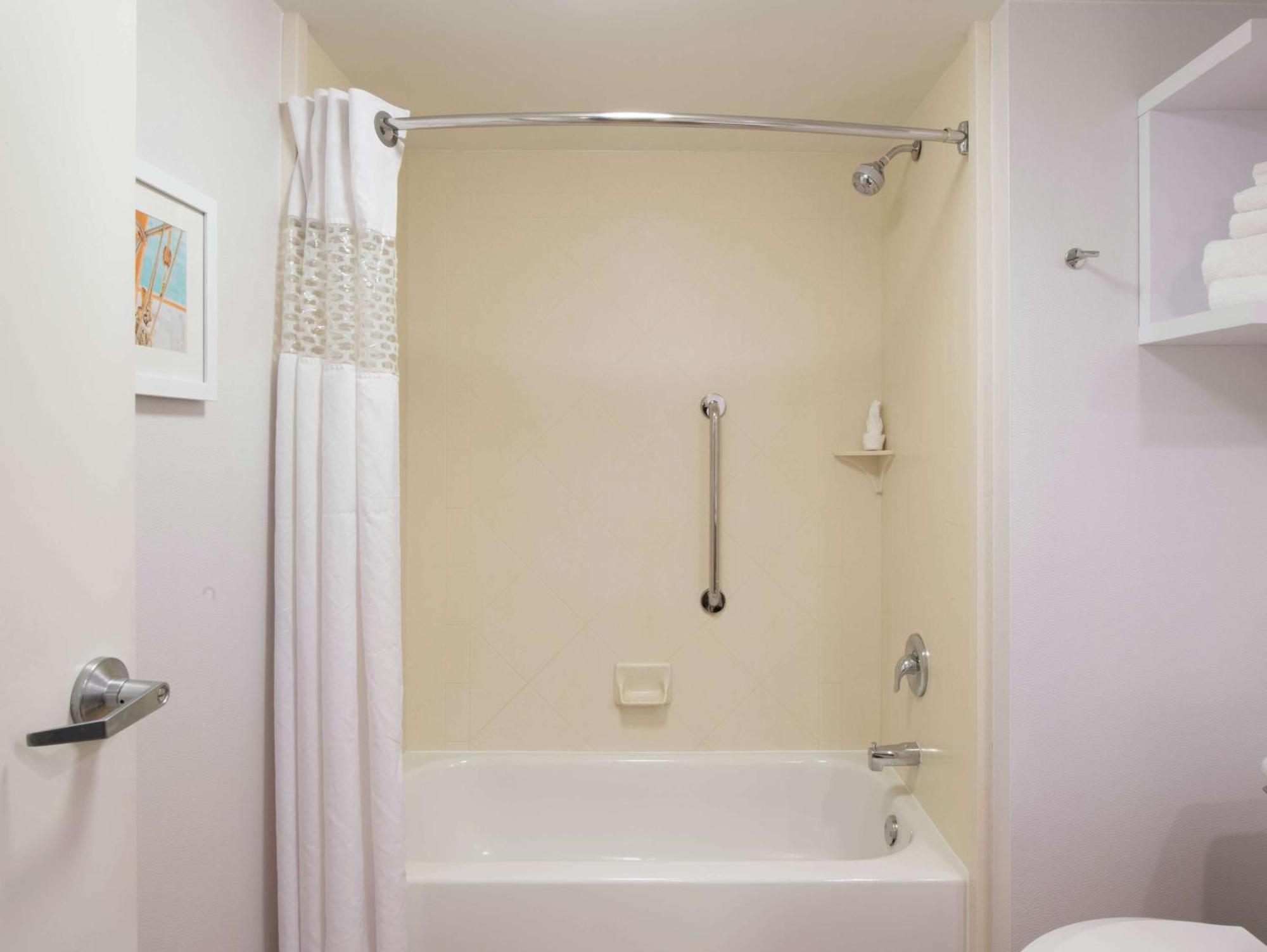Hampton Inn & Suites Rochester/Victor Ngoại thất bức ảnh